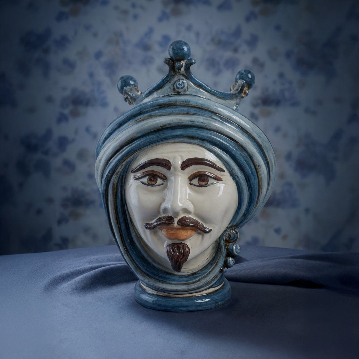 Sicilian Moor's Head H 30 cm / 11.8", White Man, Mono Blue – Testa di Moro from Caltagirone, Sicily