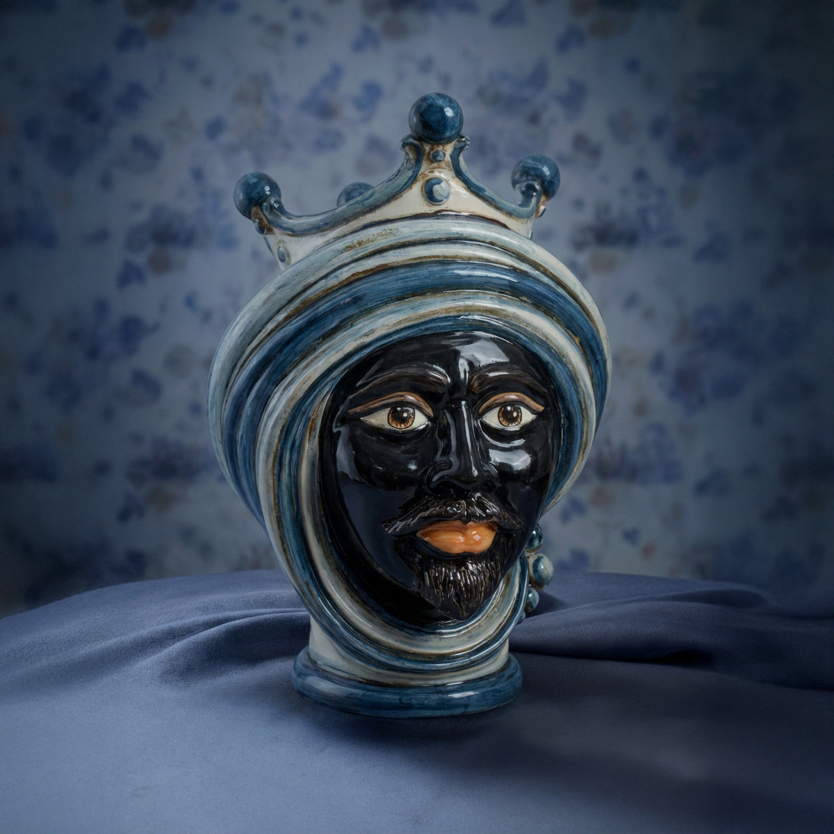 Testa di Moro Vase H 30 cm / 11.8", Moro Man, Mono Blue – Testa di Moro from Caltagirone, Sicily