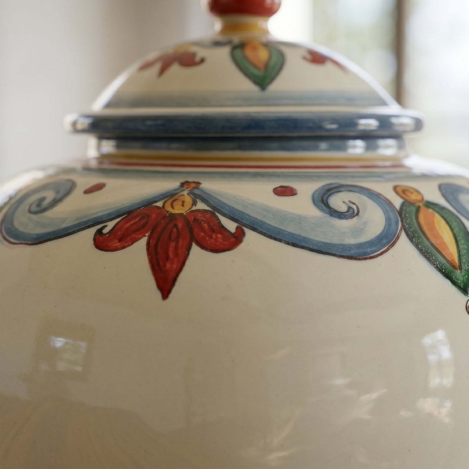 Italian Potiche Vase H 25 cm / 9.8", Decoro Sicily – Sicilian majolica handcrafted in Caltagirone