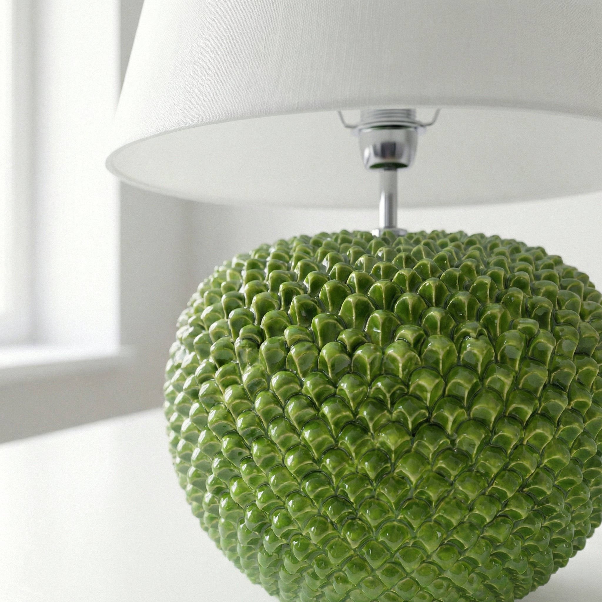 Italian Ceramic Lamp, Leaf Green – Sicilian ceramic lamp handcrafted in Caltagirone