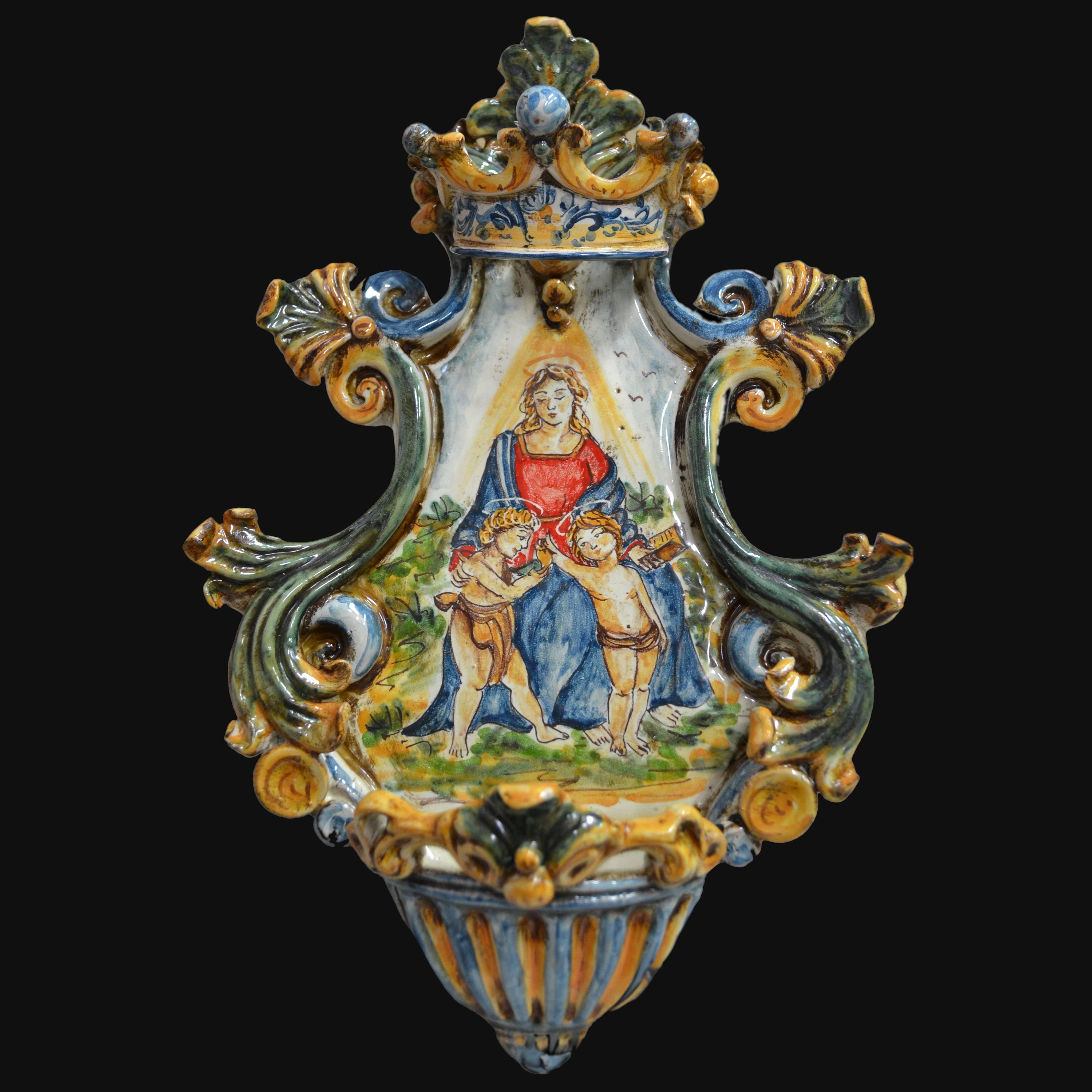 Ceramiche di Caltagirone fatti a mano con raffigurazione sacra e decori barocchi colorati