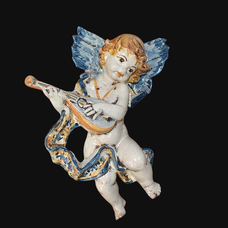 Angelo in ceramica di Caltagirone fatto a mano con ali blu e liuto, arte tradizionale siciliana