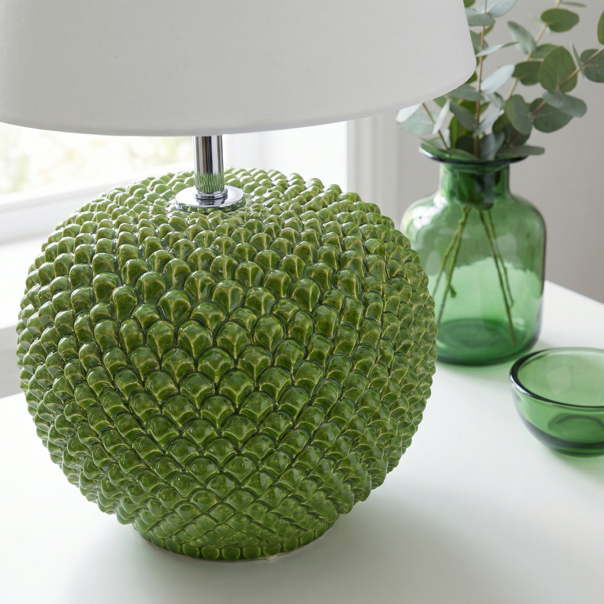 Italian Ceramic Lamp, Leaf Green – Sicilian ceramic lamp handcrafted in Caltagirone