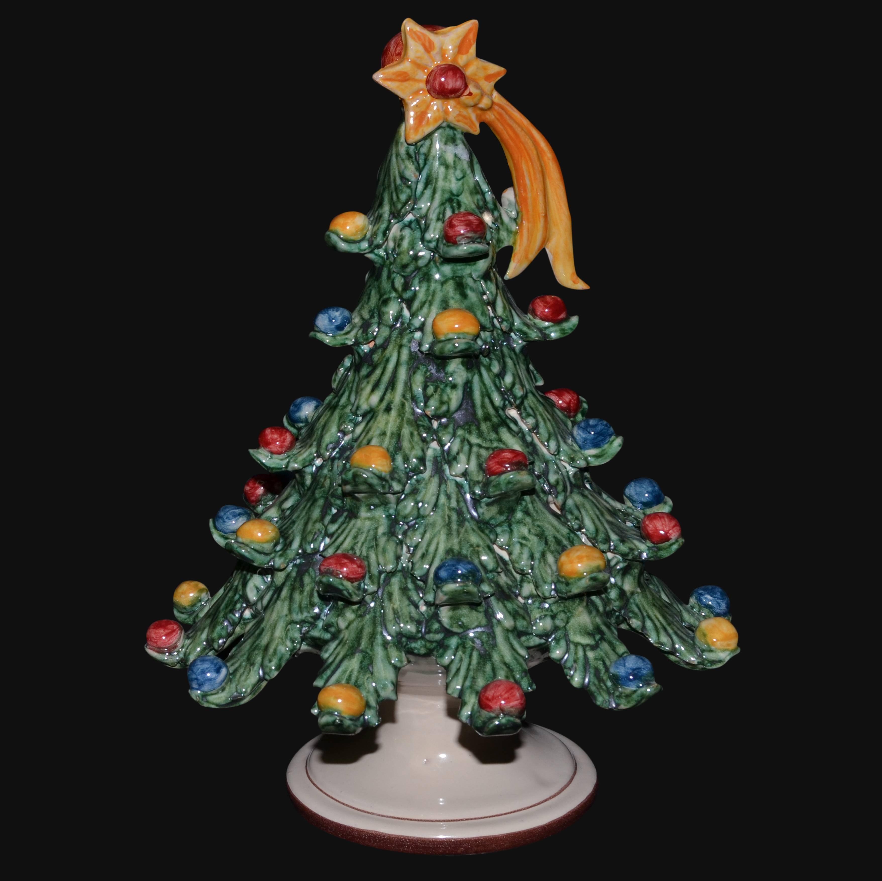 Albero di Natale in ceramica Caltagirone fatto a mano con stella e palline colorate